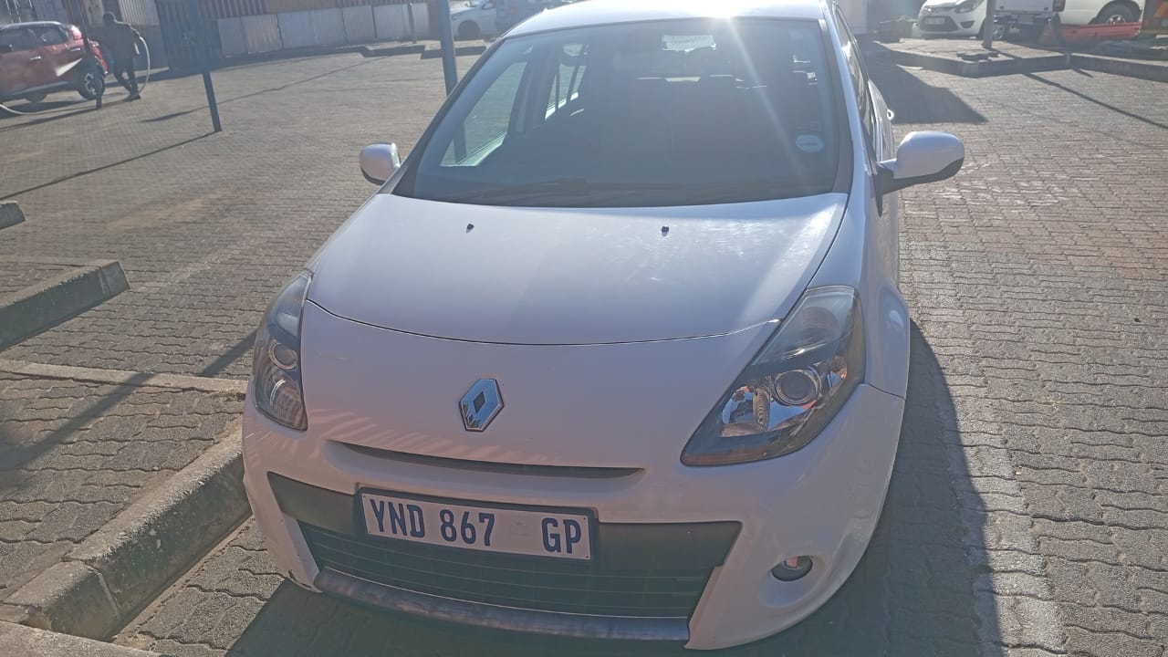 2009 Renault Clio 3 dynamic TomTom Edition, millage: urgent sale