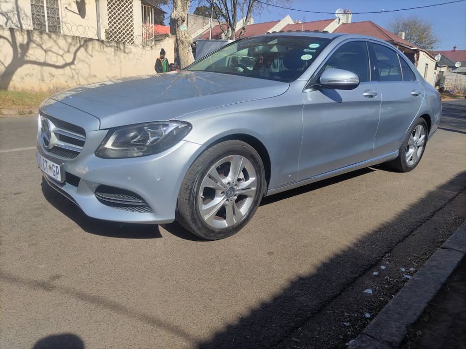 2015 Mercedes Benz C200 Automatic
