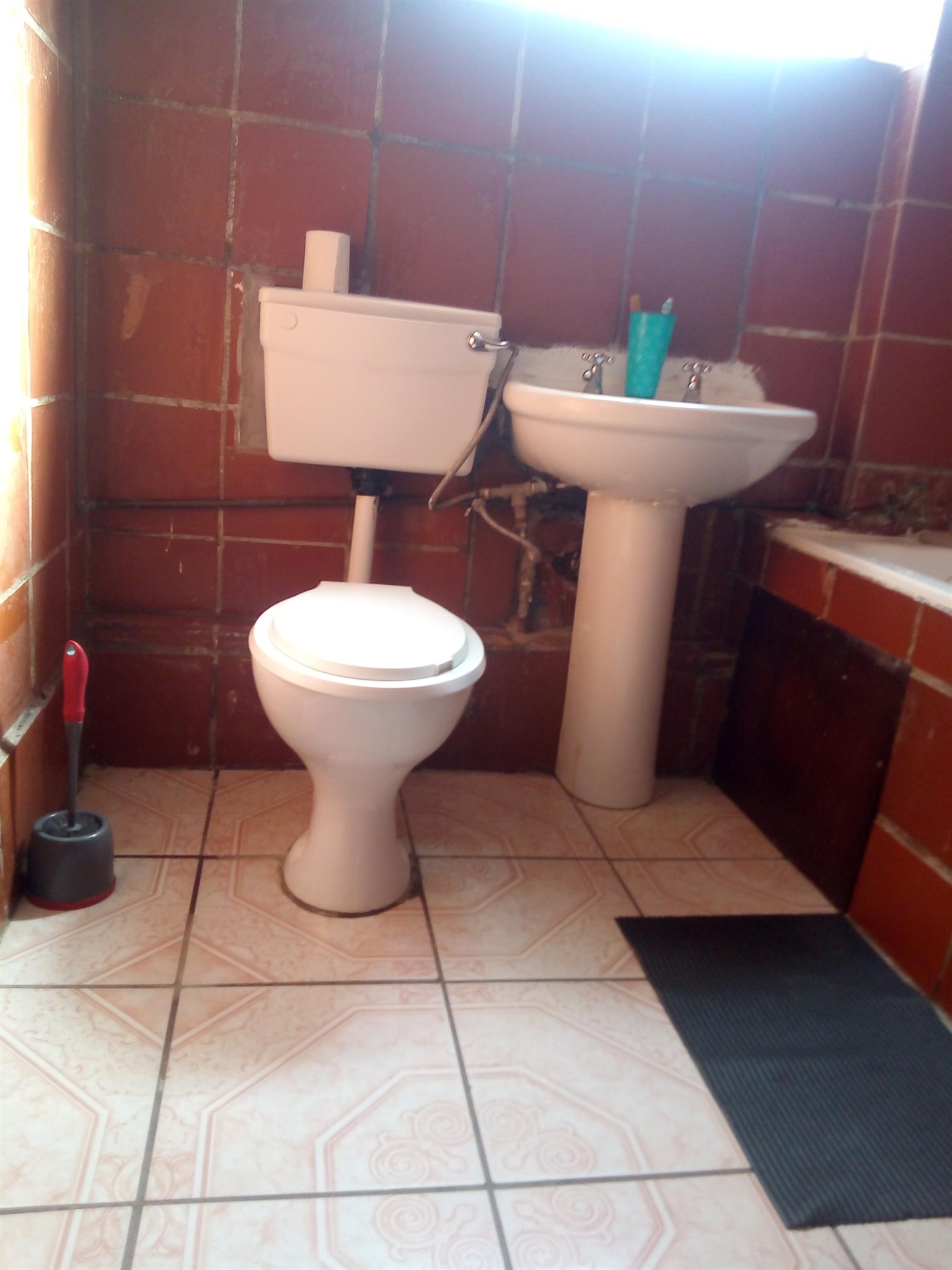 Inushof rooms mucklenuek Pretoria Junk Mail