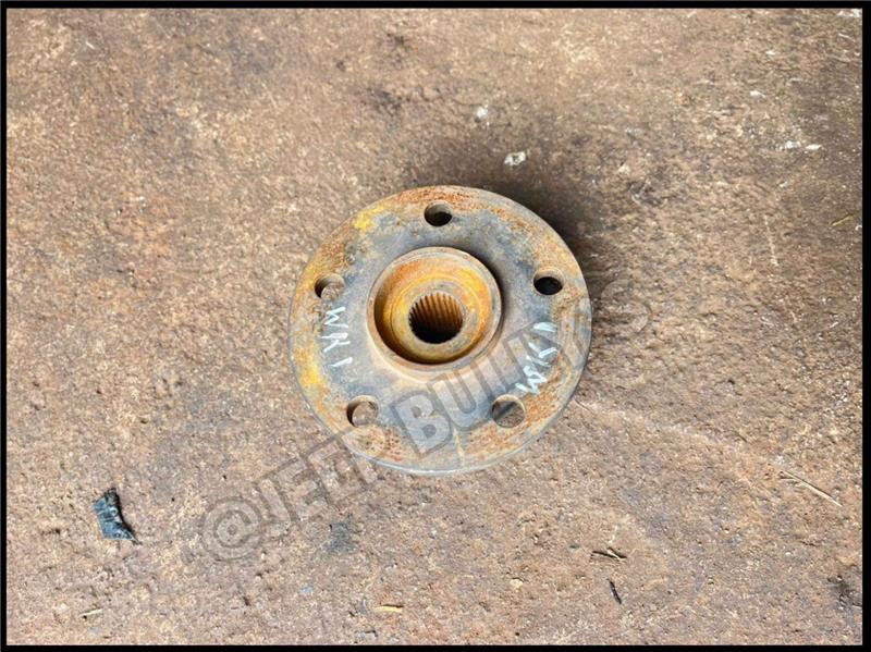 Jeep Grand Cherokee Wk1 Wheel Hub And Bearing For Sale | Second Hand - Private Seller Jeep Grand Cherokee Wk1 Wheel Hub And Bearing For Sale | Second Hand - Private Seller