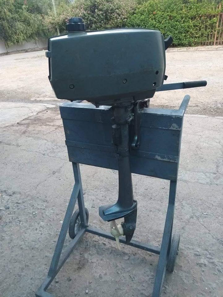2hp Mariner boat engine