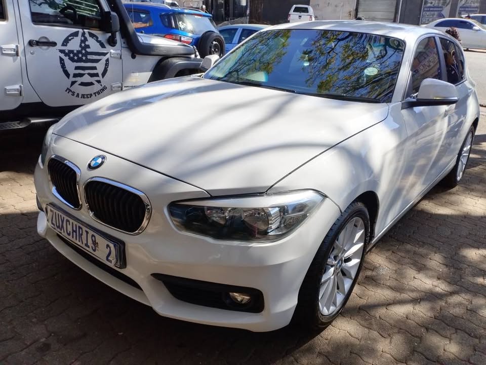 2017 BMW 118i 1SERIES AUTOMATIC