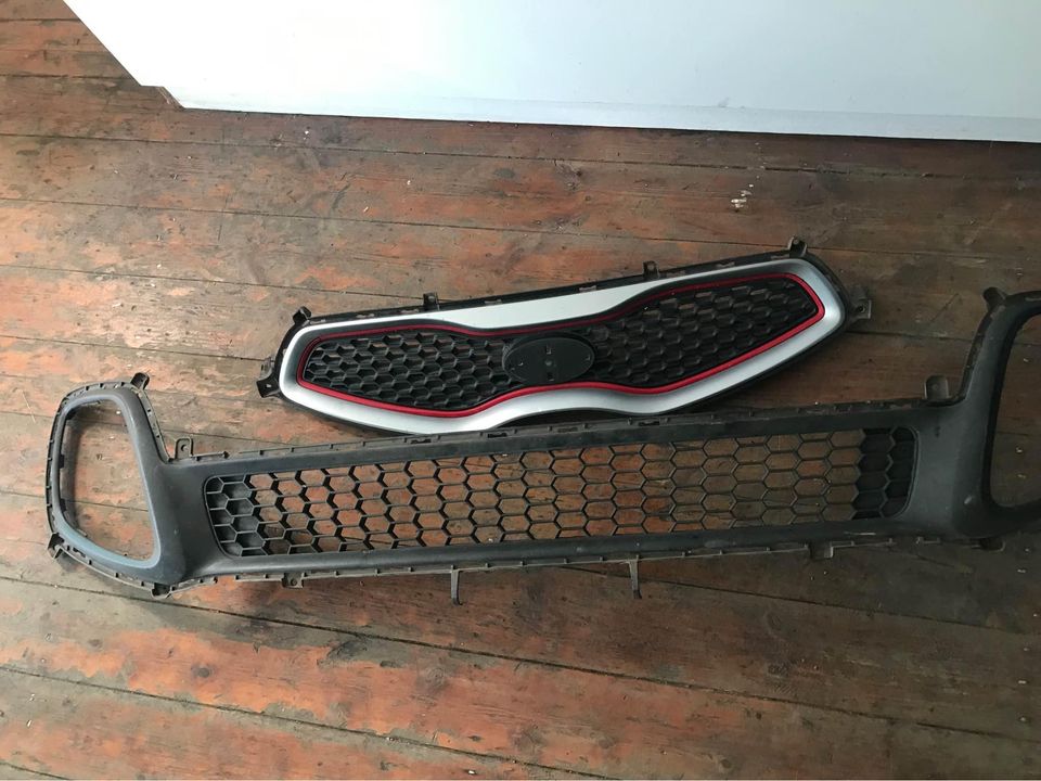 Kia picanto front grill available for sale - Private Seller