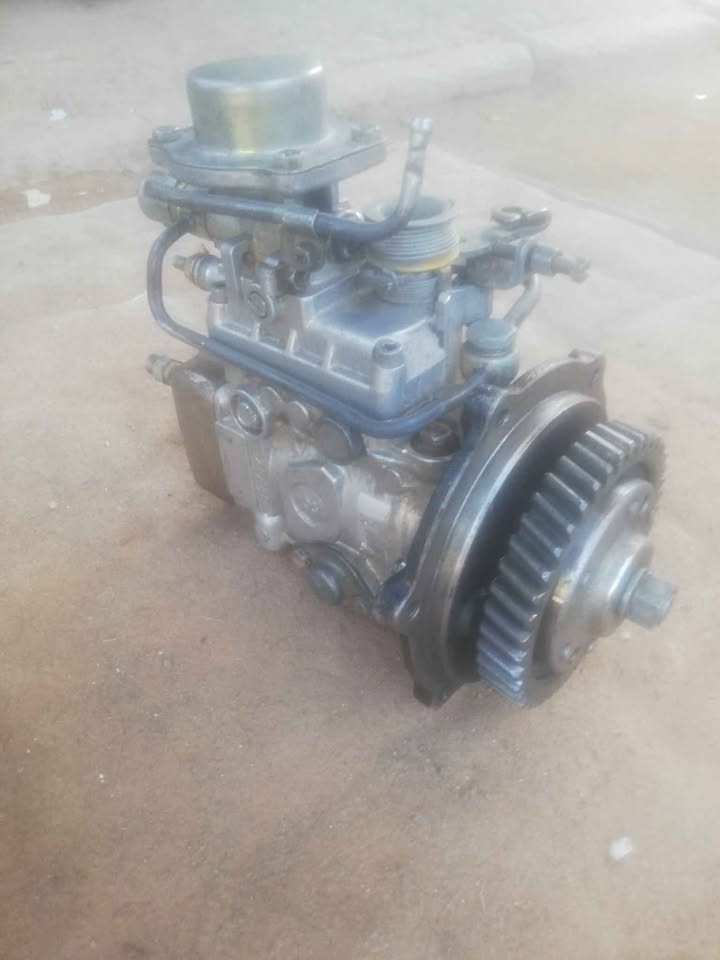 ISUZU KB 250 DIESEL PUMP IN EXCELLENT CONDITION - Private Seller