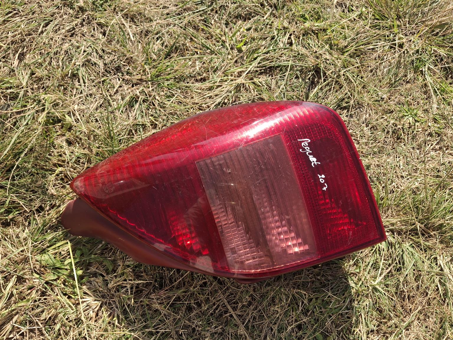 Peugeot 207 taillight - Private Seller Peugeot 207 taillight - Private Seller