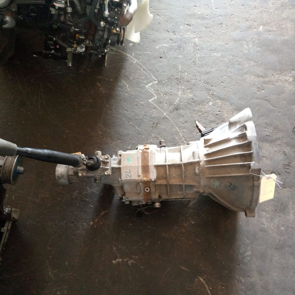 Toyota 2.4L 2L Diesel 5 Speed Manual Gearbox for Sale