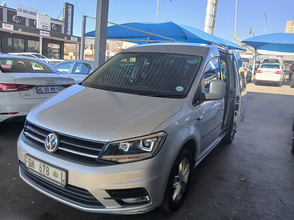 2019 VW CADDY 1.0 MANUAL