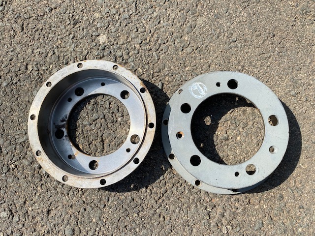 Porsche 911 hats for brake rotor discs.