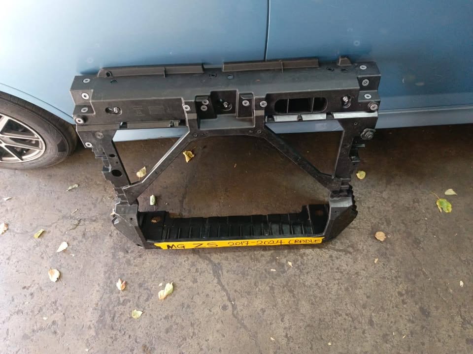 MG ZS 2017-2024 cradle - Private Seller