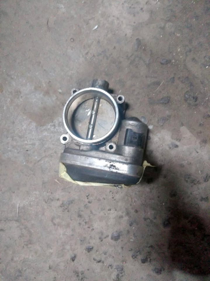 BMW E90 SERIES 3201I "THROTTLE BODY" - Private Seller