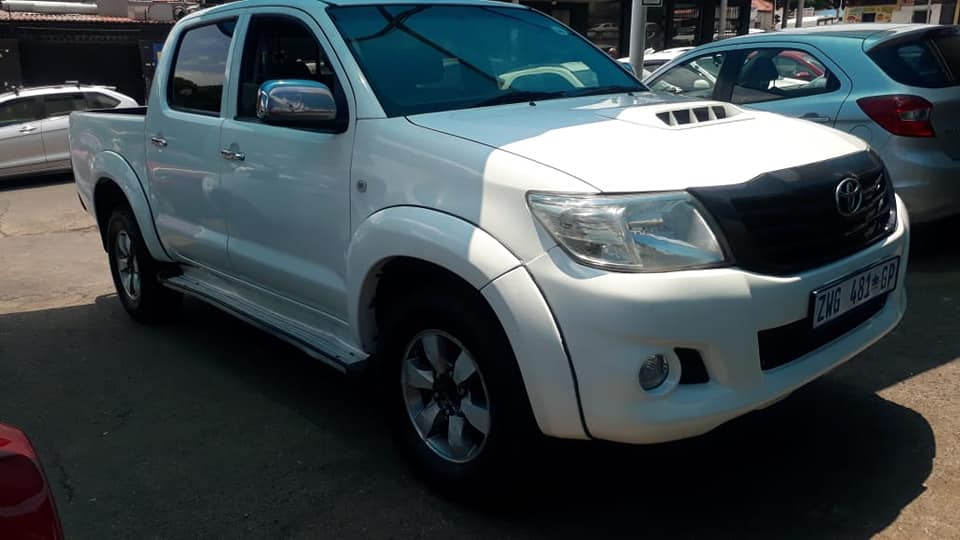 2010 TOYOTA HILUX 3.0 D4D 4X2 DOUBLE CAB