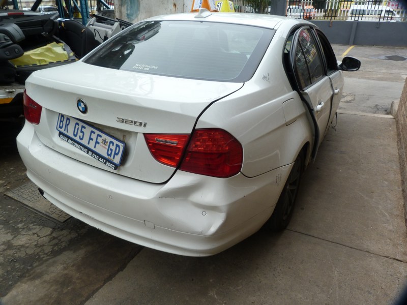 2012 BMW 320i E90 AT SPARES - Private Seller