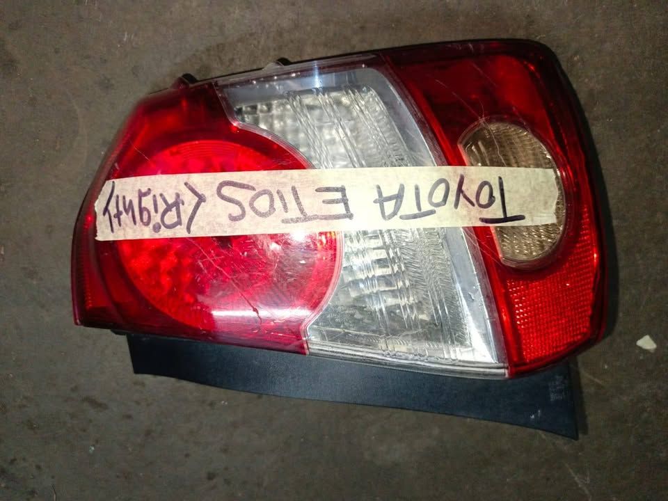 Toyota etios right taillight - Private Seller
