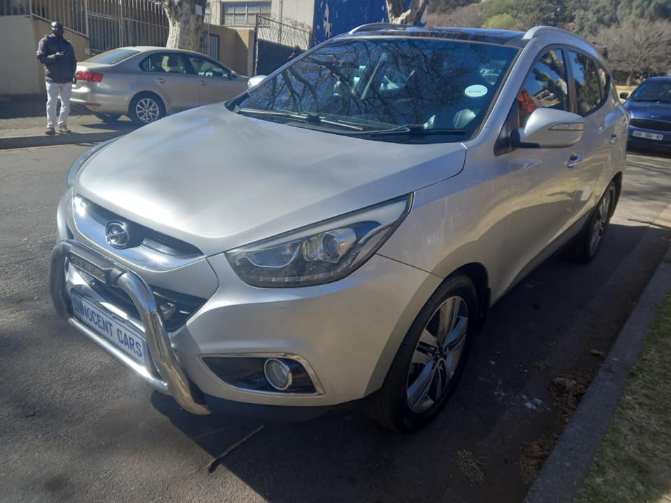 2015 HYUNDAI ix35 2.0 ENGINE PETROL, AUTOMATIC, SILVER COLOR, MILEAGE