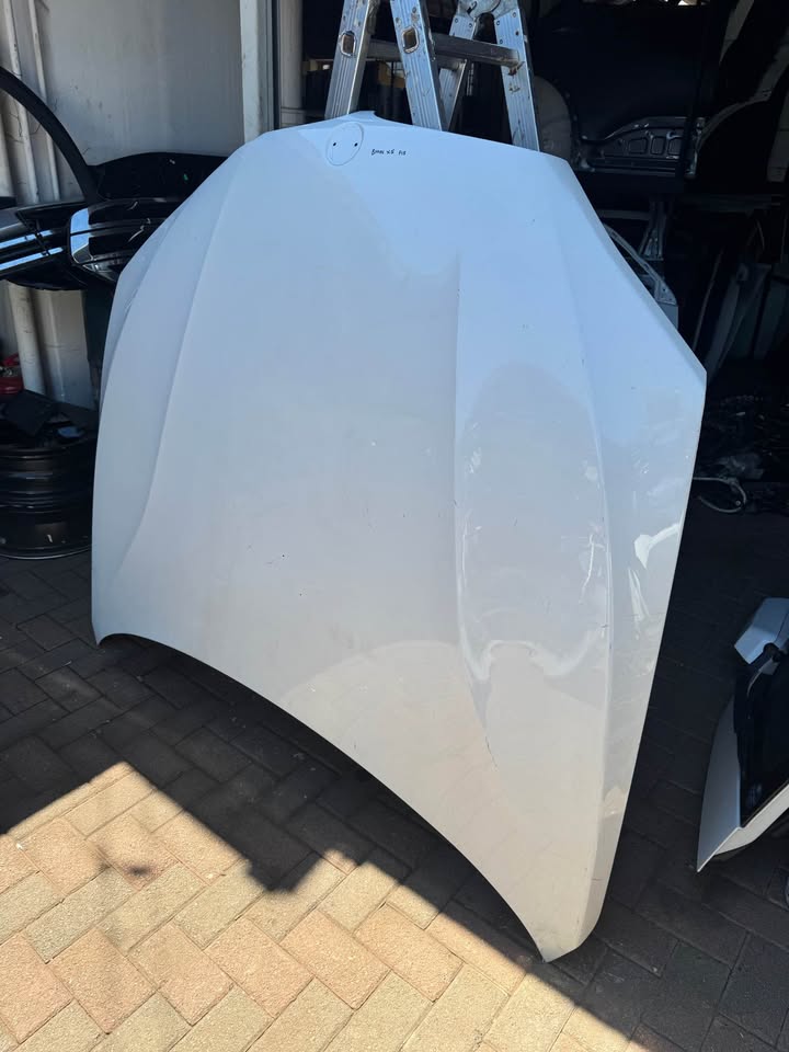 BMW X5 F15 Bonnet - Private Seller BMW X5 F15 Bonnet - Private Seller