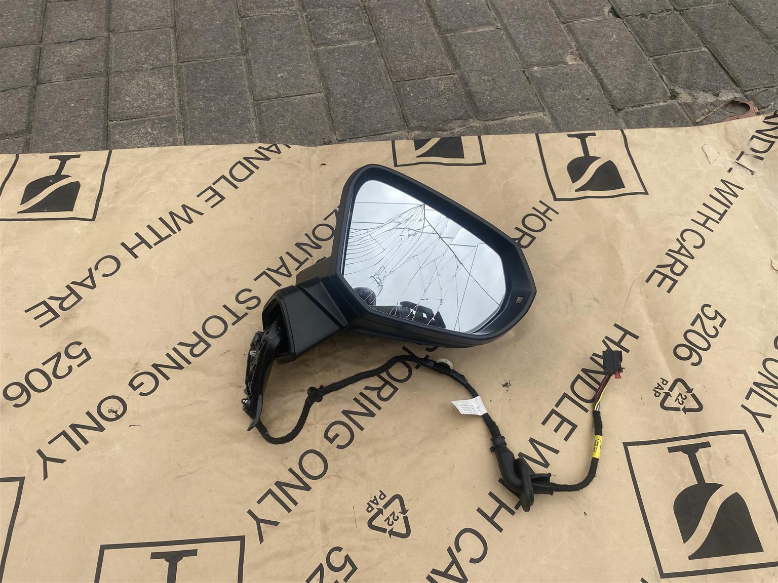 2023 AUDI Q2 ELECTRONIC AUTO-FOLD DOOR MIRROR RIGHT SIDE FOR SALE - Private Seller