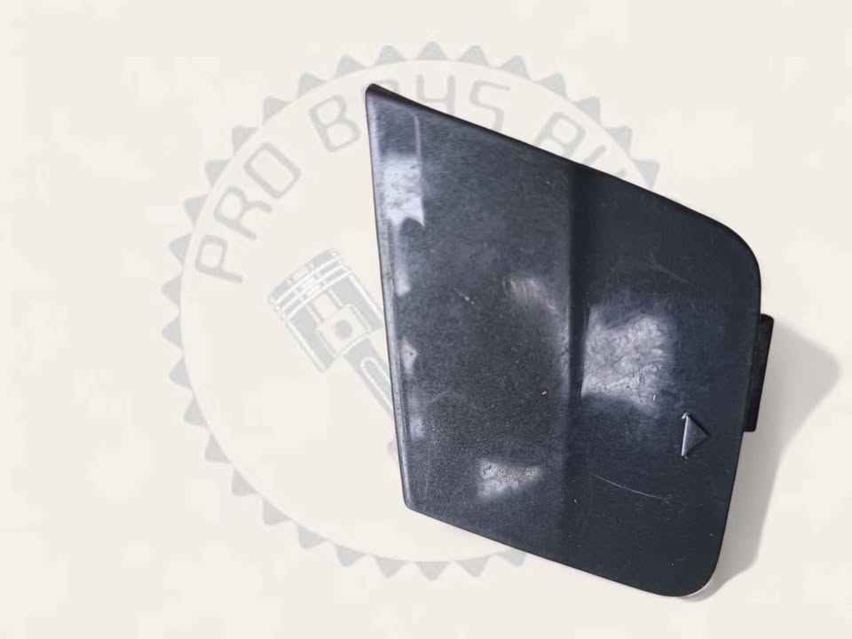 BMW F20 F21 1 SERIES M SPORT PREFACE REAR BUMPER TOW HOOK COVER AVAILABLE FOR SALE - Private Seller