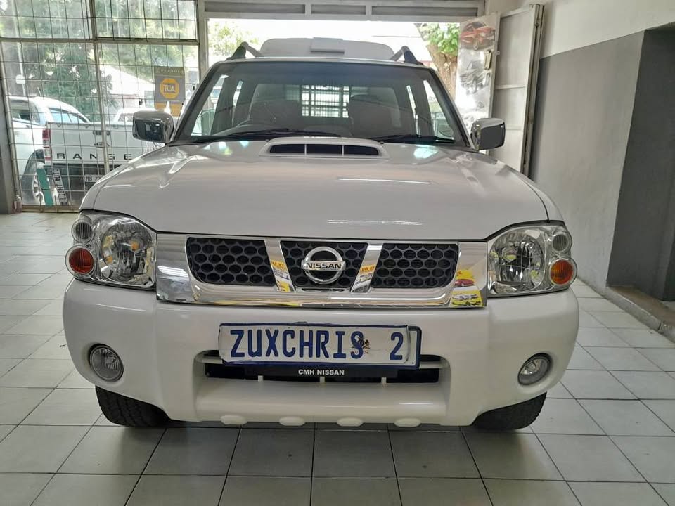 2019 NISSAN NP300 2.4DCI HARDBODY 4X4  DOUBLE CAB MANUAL