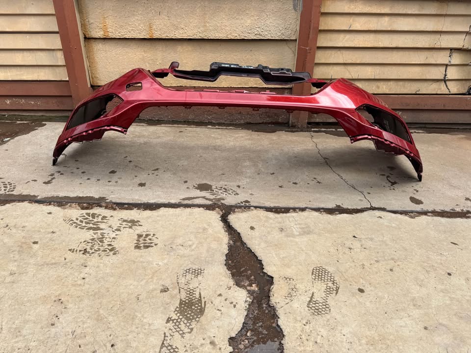 Honda HR-V 2020 Facelift Front Bumper - Private Seller Honda HR-V 2020 Facelift Front Bumper - Private Seller