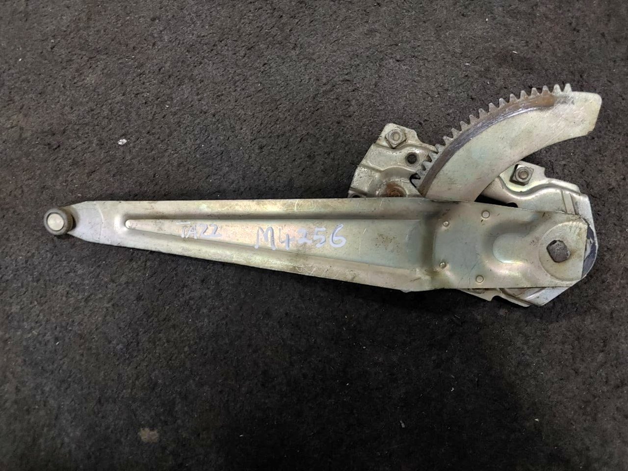 HONDA JAZZ WINDOW MECHANISM FOR SALE - Private Seller HONDA JAZZ WINDOW MECHANISM FOR SALE - Private Seller