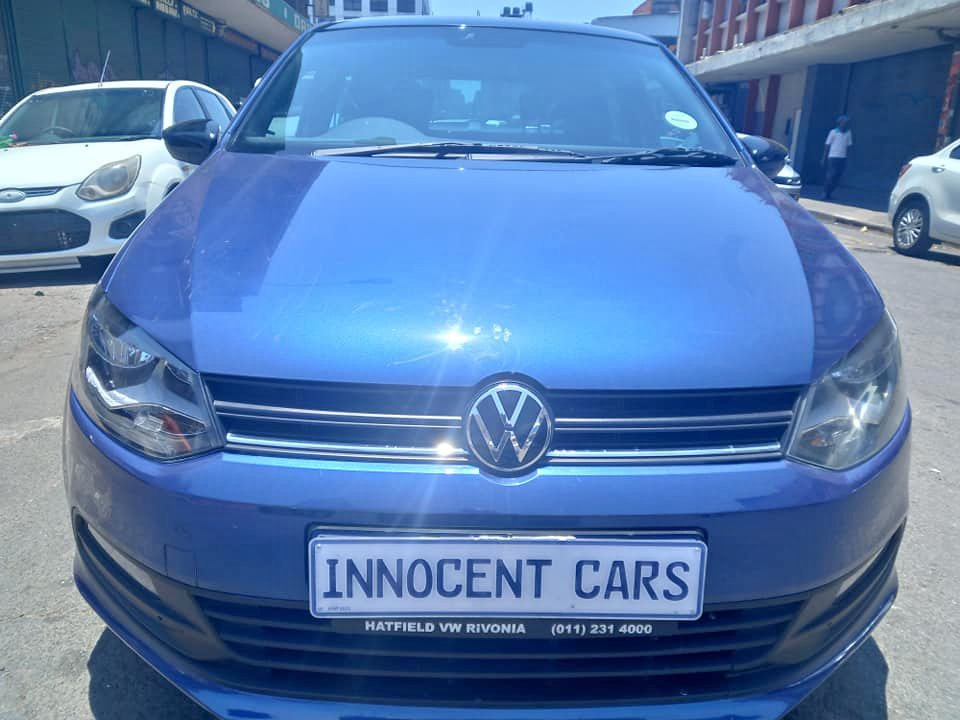 2023 VW POLO VIVO 1.0 COMFORTLINE PETROL HATCHBACK, MANUAL,, BLUE COLOUR, MILEAGE 83000KM