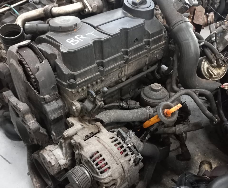 Volkswagen Sharan 2.0 Turbo Diesel Engine (BRT) - Private Seller Volkswagen Sharan 2.0 Turbo Diesel Engine (BRT) - Private Seller