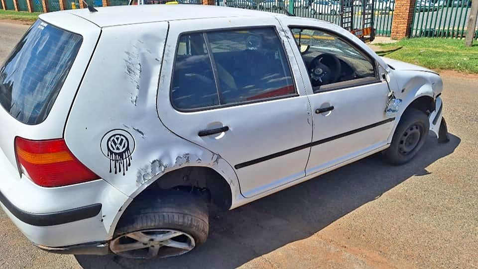 MK4 Volkswagen Golf 4 STRIPPING FOR SPARES - Private Seller MK4 Volkswagen Golf 4 STRIPPING FOR SPARES - Private Seller