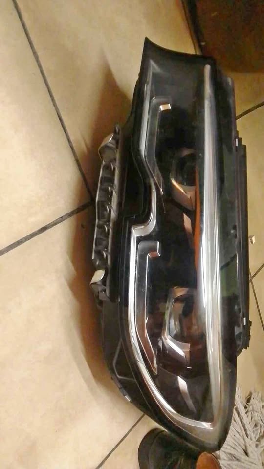 BMW G20 HEADLIGHTS - Private Seller BMW G20 HEADLIGHTS - Private Seller