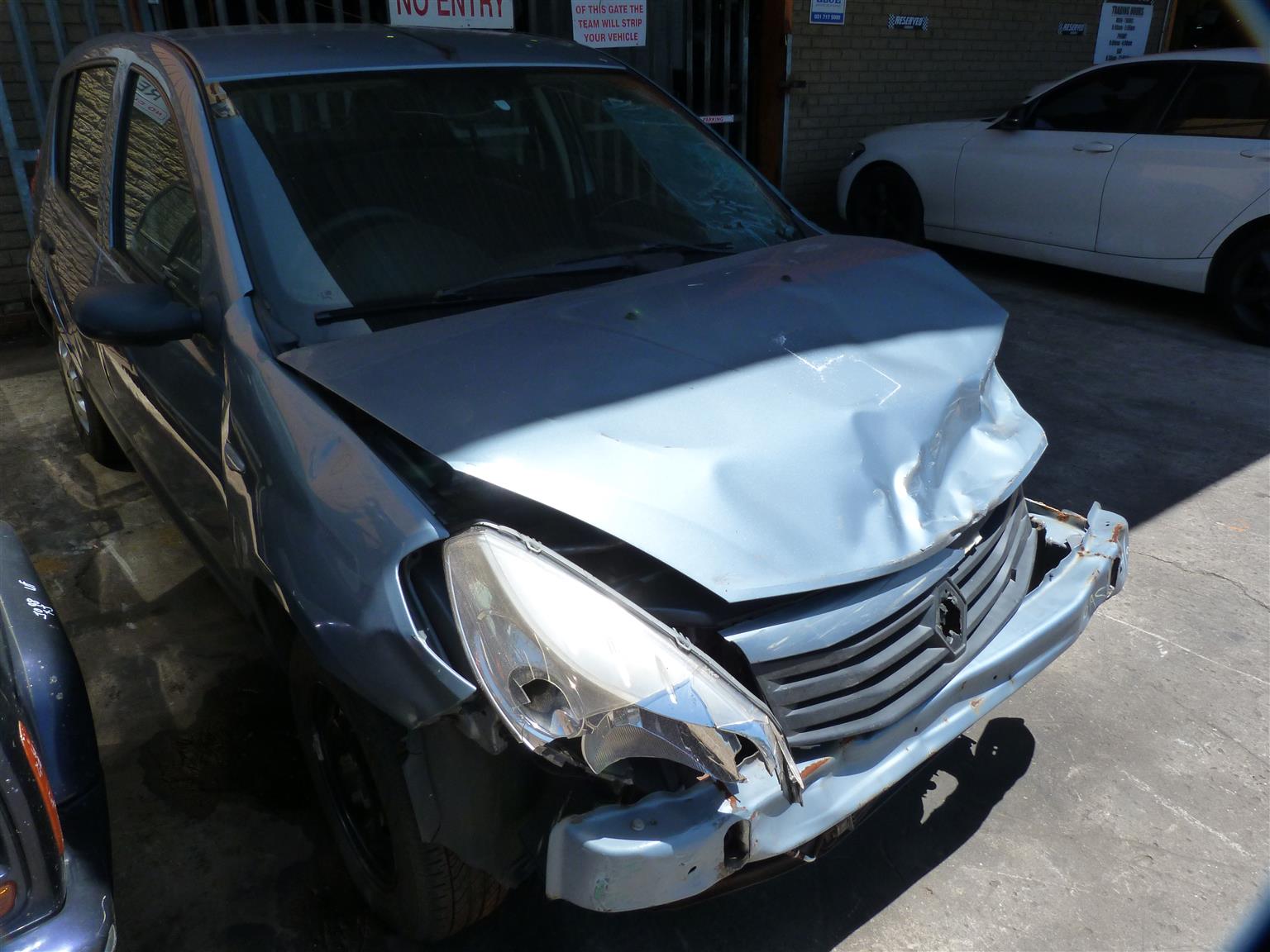 Renault Sandero 1.6 8V Manual - 2011 - Private Seller Renault Sandero 1.6 8V Manual - 2011 - Private Seller