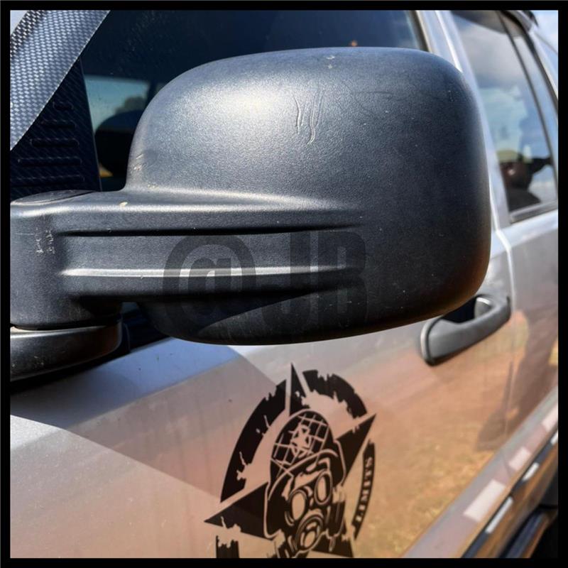 2.8 Jeep Cherokee Renegade (2006) Right Side Mirrors | Jeep Stripped for Spares - Private Seller 2.8 Jeep Cherokee Renegade (2006) Right Side Mirrors | Jeep Stripped for Spares - Private Seller