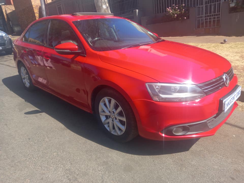 2011 VW JETTA 6 1.4 TSI ENGINE PETROL, MANUAL, MILEAGERED COLOR, SUNROOF,