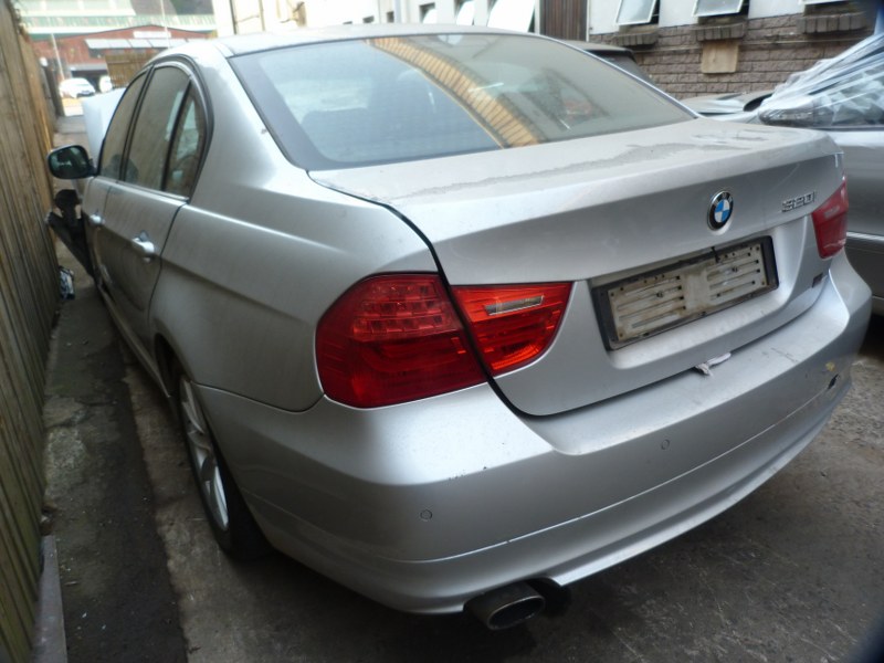 BMW 320i E90 AT Silver - 2010 STRIPPING FOR SPARES - Private Seller BMW 320i E90 AT Silver - 2010 STRIPPING FOR SPARES - Private Seller