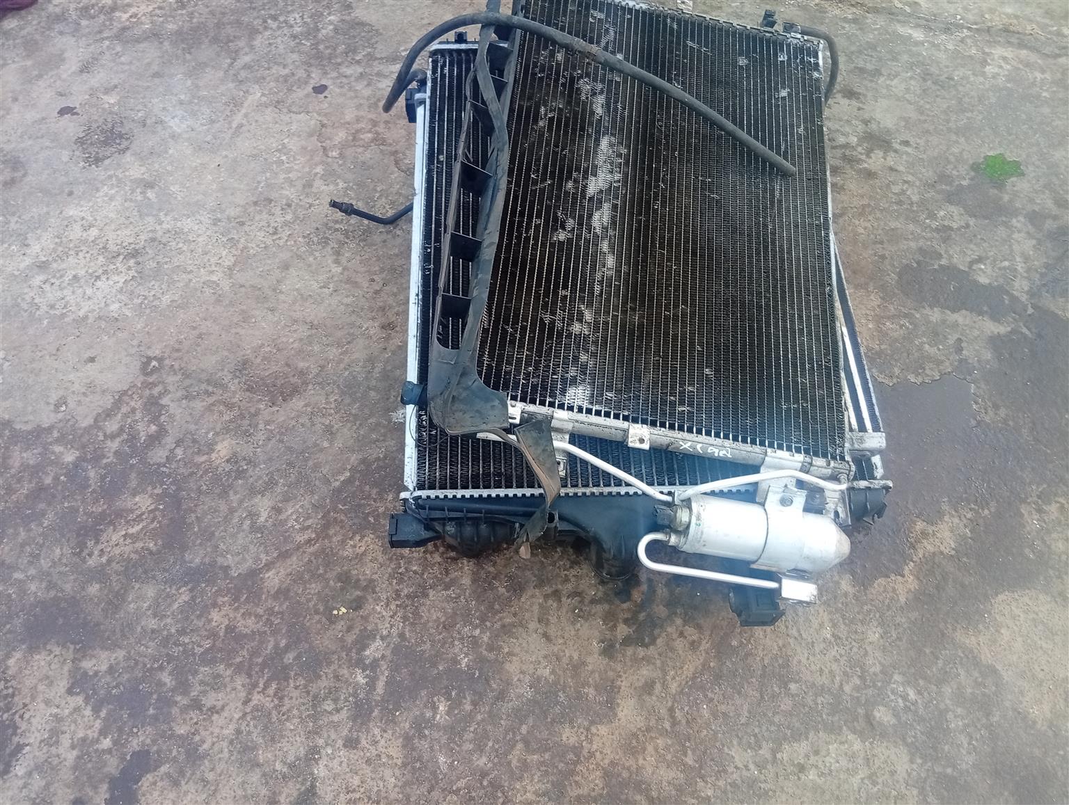 1999-2007 Volvo XC90 2.9 water and Aircon radiator set - Private Seller 1999-2007 Volvo XC90 2.9 water and Aircon radiator set - Private Seller