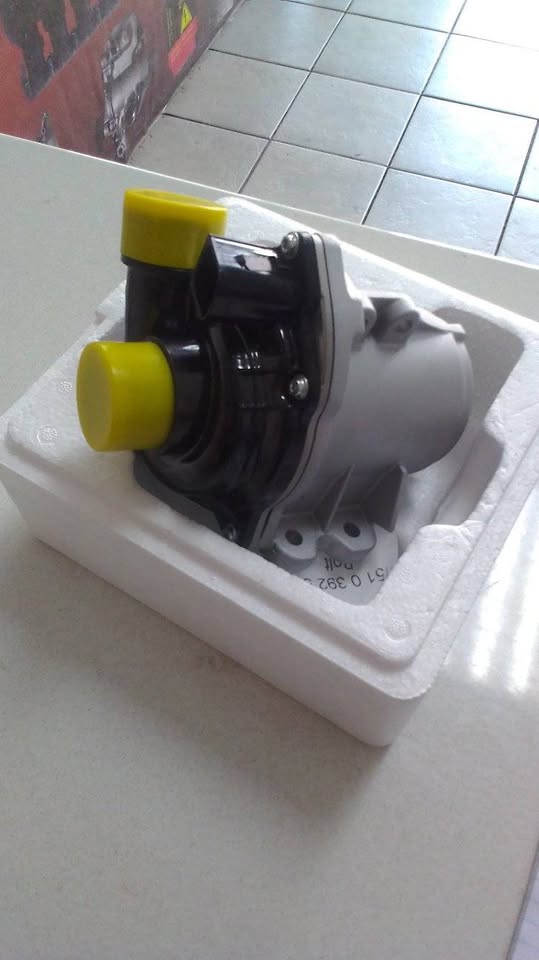 BMW Water Pump - Private Seller