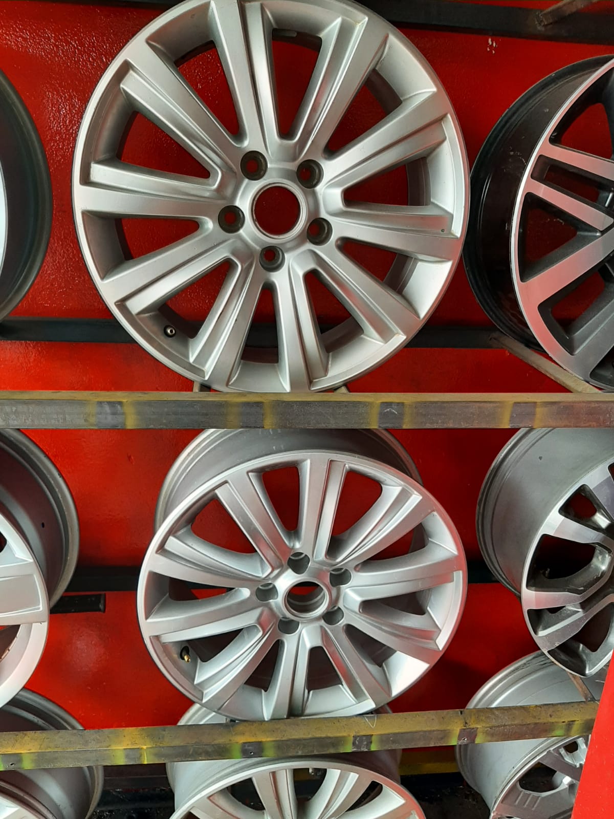 18" VW Amarok original mags to use for spare wheel - Private Seller 18" VW Amarok original mags to use for spare wheel - Private Seller