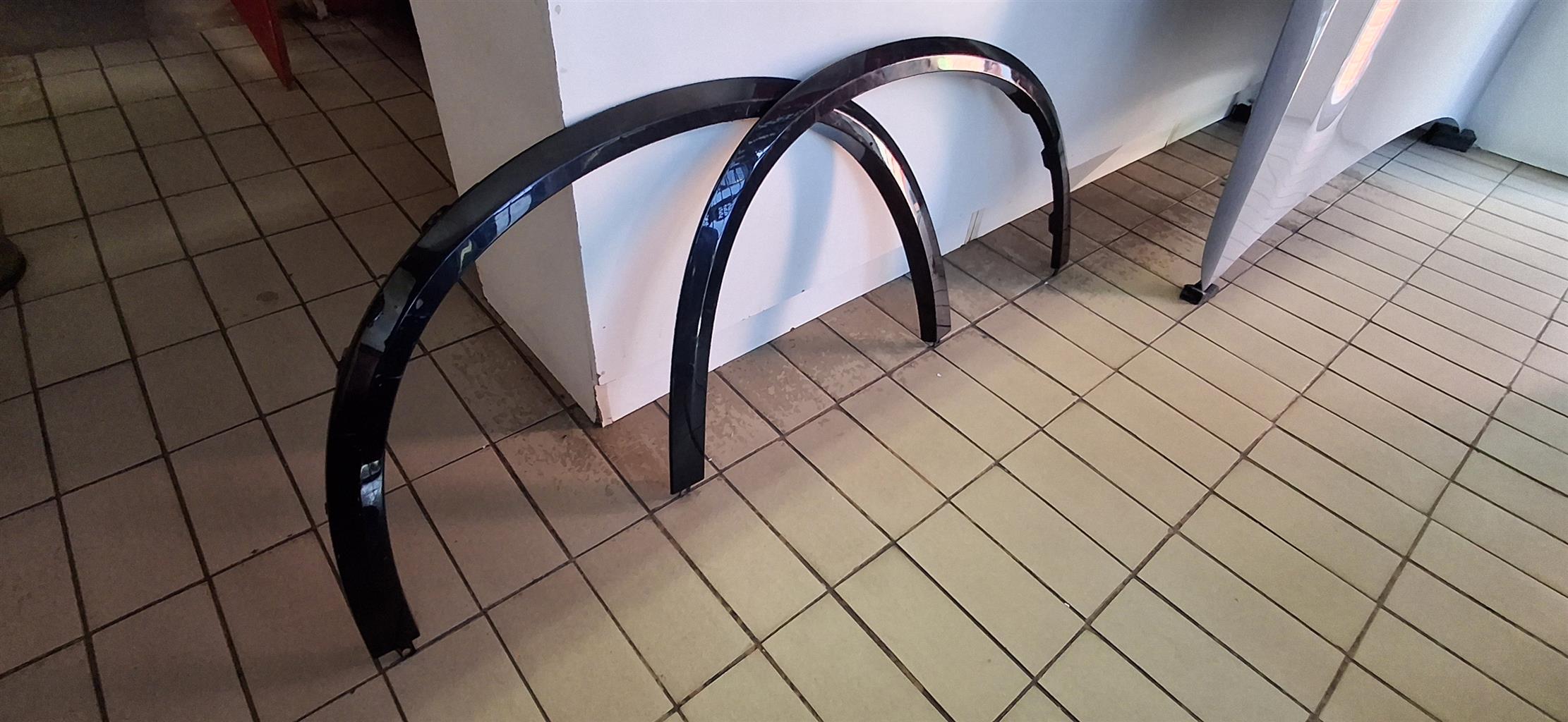 2022 BMW X5 G05 WHEEL ARCH LEFT AND RIGHT IN EXCELENT CONDITION - Private Seller