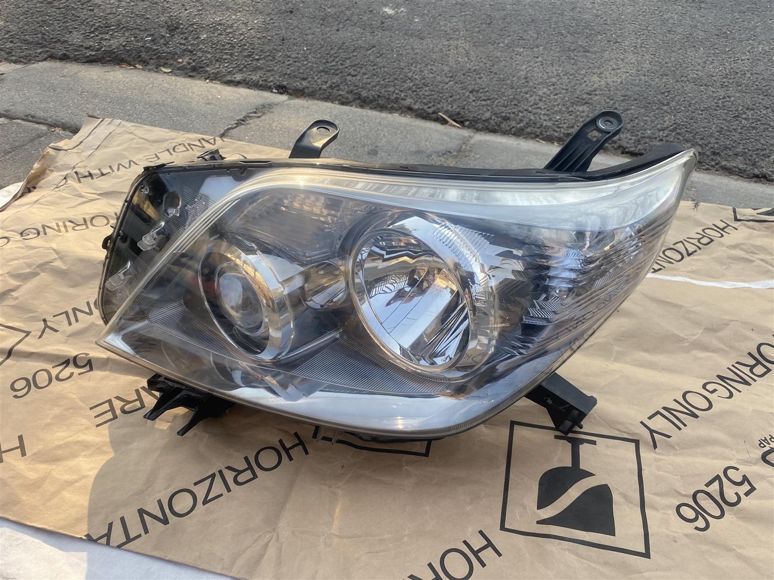 2014 TOYOTA LAND CRUISER PRADO HEADLIGHT LEFT SIDE FOR SALE