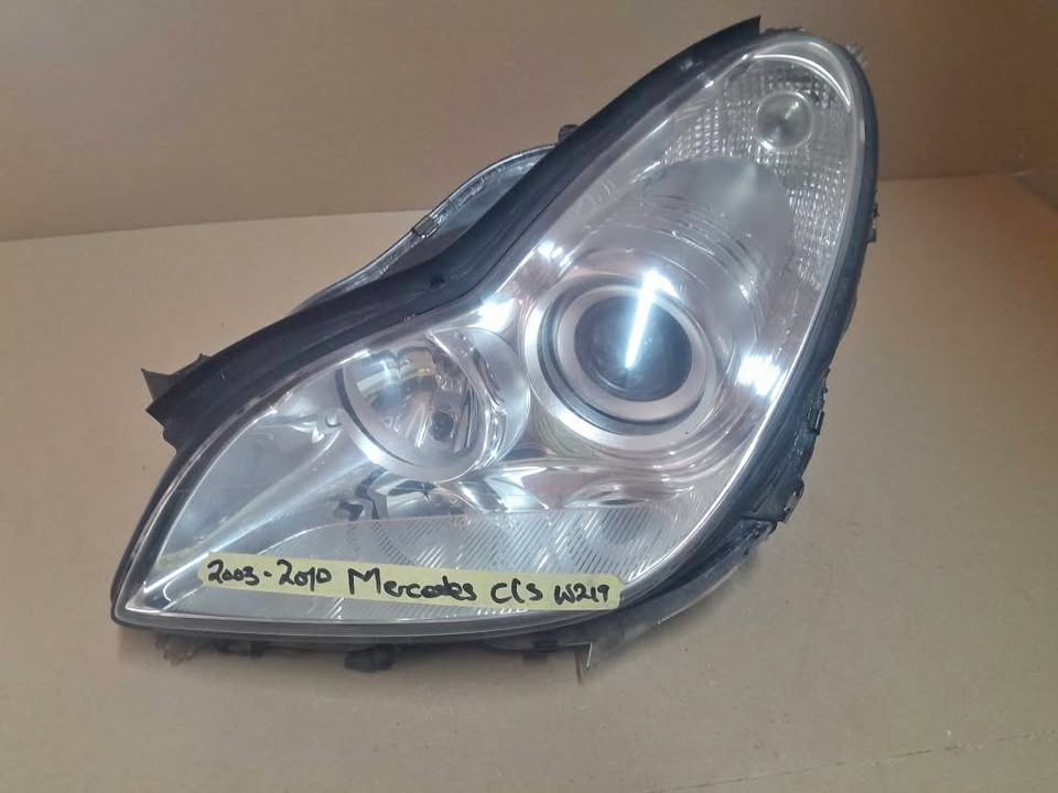 2003-2010 MERCEDES BENZ CLS W219 LEFT SIDE XENON HEADLIGHT FOR SALE 2003-2010 MERCEDES BENZ CLS W219 LEFT SIDE XENON HEADLIGHT FOR SALE