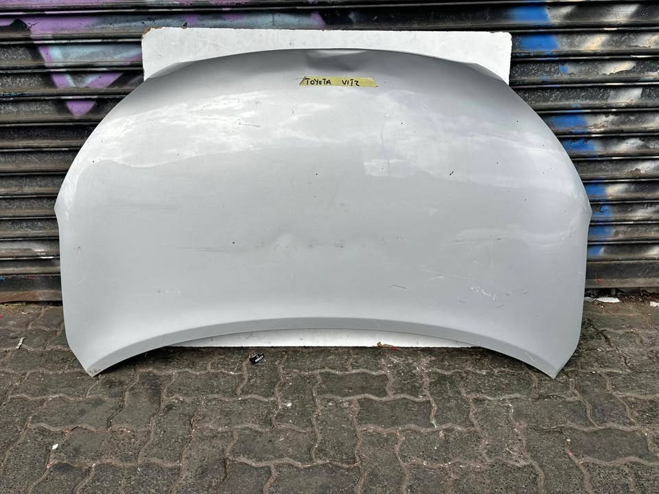 TOYOTA VIRTZ FRONT BONNET HOOD R10 - Private Seller TOYOTA VIRTZ FRONT BONNET HOOD R10 - Private Seller