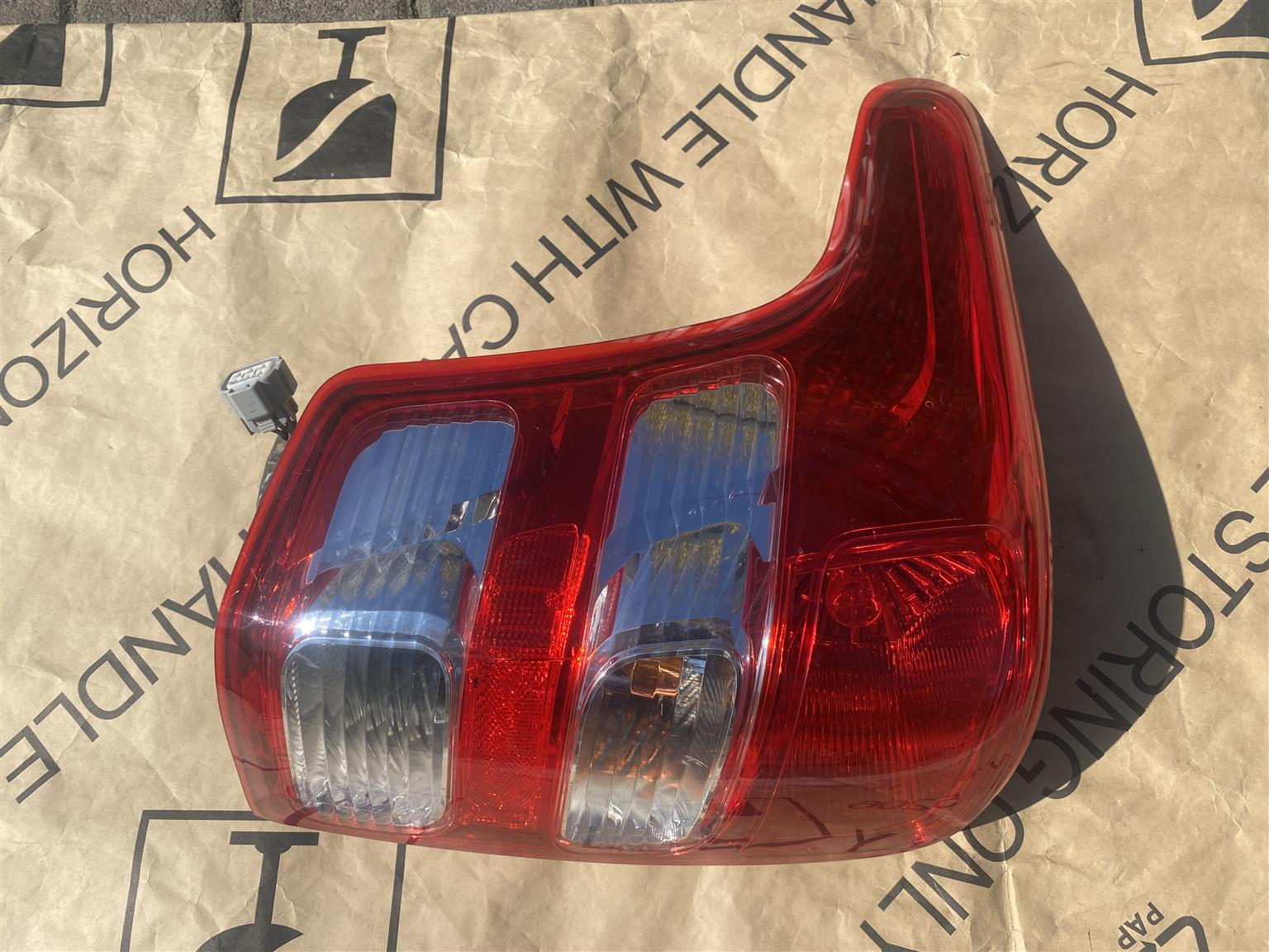 2020 FIAT FULLBACK TAIL LIGHT LEFT SIDE FOR SALE. IN PRISTINE CONDITION - Private Seller