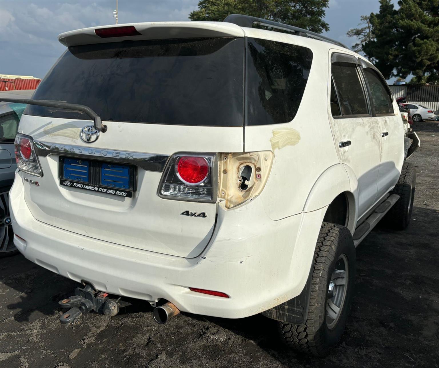 2013 4X4 TOYOTA FORTUNER #1KD FOR STRIPPING - Private Seller 2013 4X4 TOYOTA FORTUNER #1KD FOR STRIPPING - Private Seller