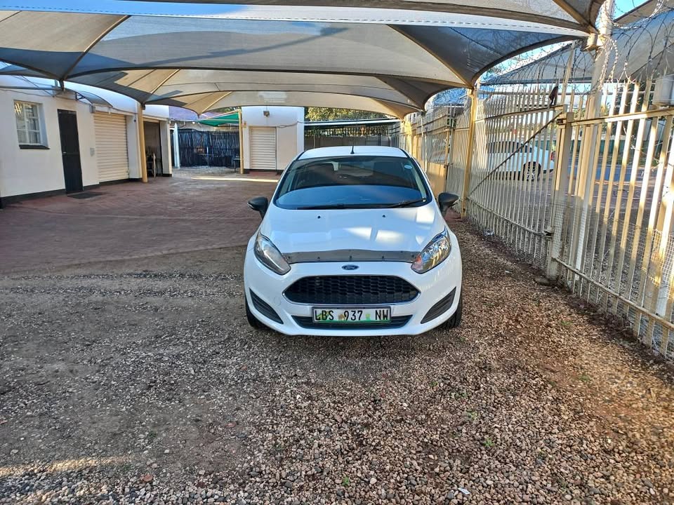 2017 Ford Fiesta 1.4 Ambiente White
