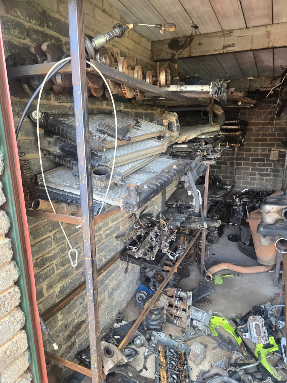 Various Hummer parts for sale