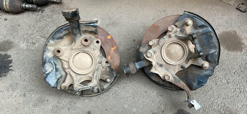 Toyota Hilux KZTE Hub & Stub For Sale - Private Seller Toyota Hilux KZTE Hub & Stub For Sale - Private Seller