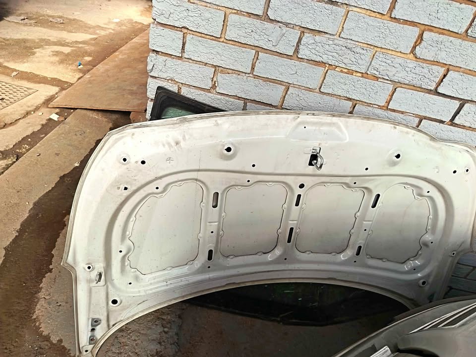 Bonnet hyundai i20 grand 2015 up - Private Seller Bonnet hyundai i20 grand 2015 up - Private Seller