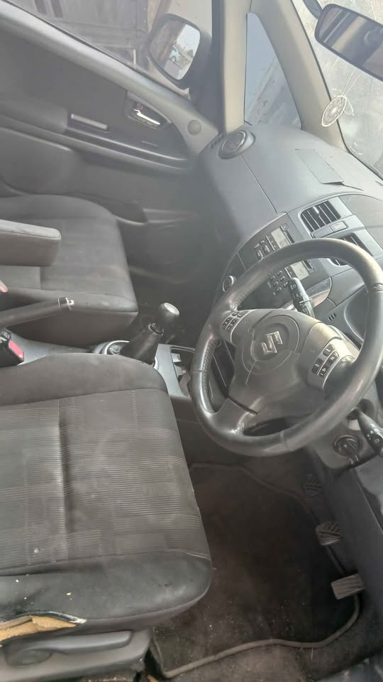 Stripping Suzuki SX4 Manual For Spares - Private Seller