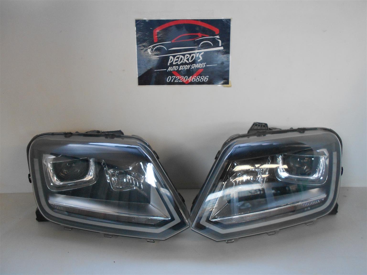 VW Amarok Headlights