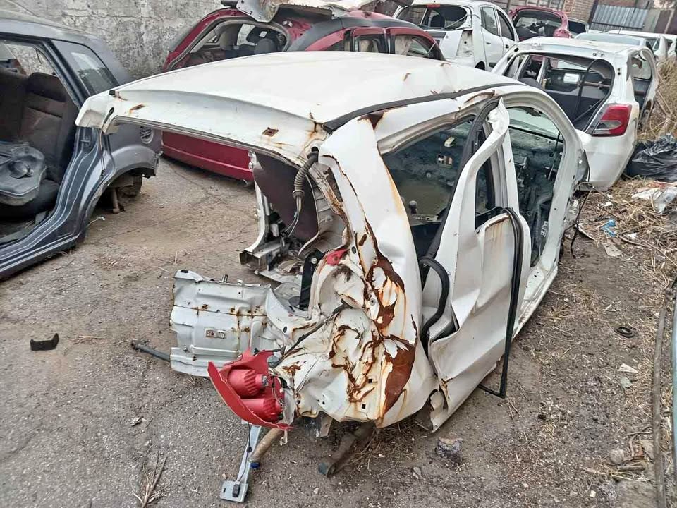 Suzuki alto Stripping For Spares