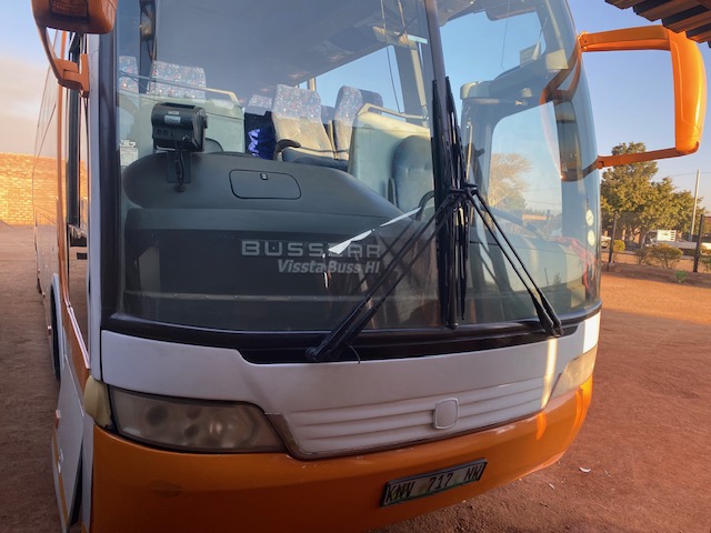 VOLVO B12R 2005 50 SEATER LUX BUS MANUAL GEARBOX AIRCORN WITH TOILET ...