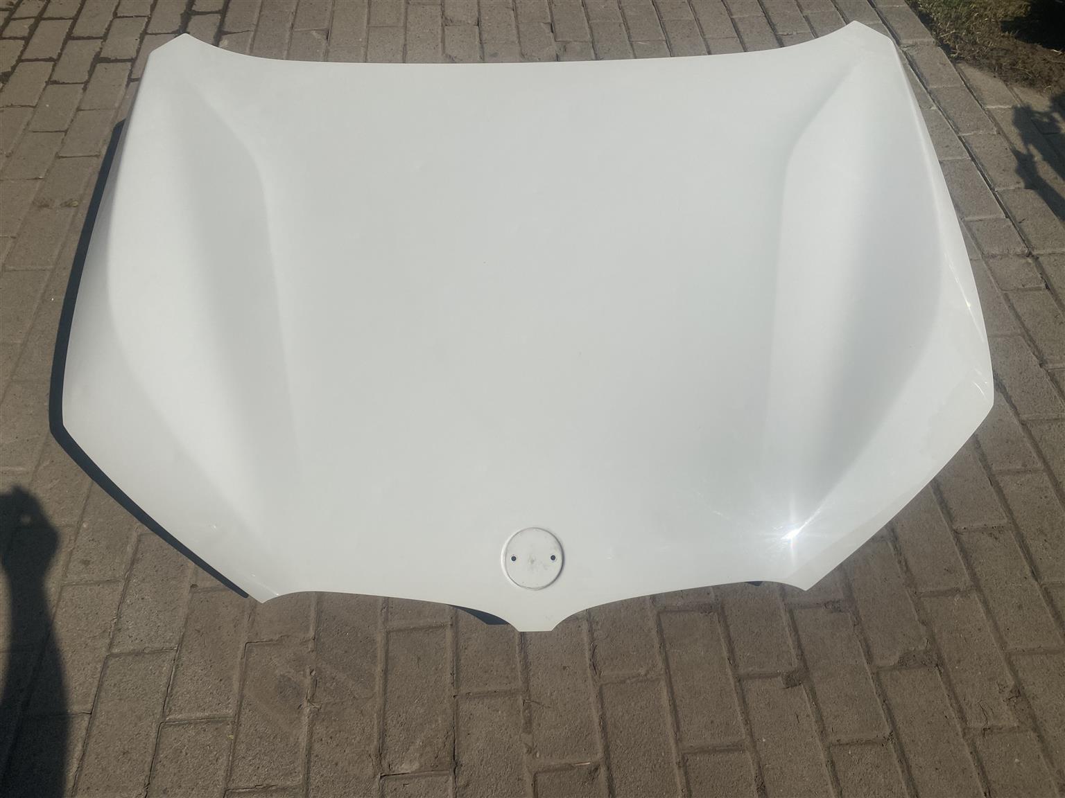 2017 BMW X1 F48 ALUMINIUM BONNET FOR SALE. IN EXCELLENT CONDITION 2017 BMW X1 F48 ALUMINIUM BONNET FOR SALE. IN EXCELLENT CONDITION